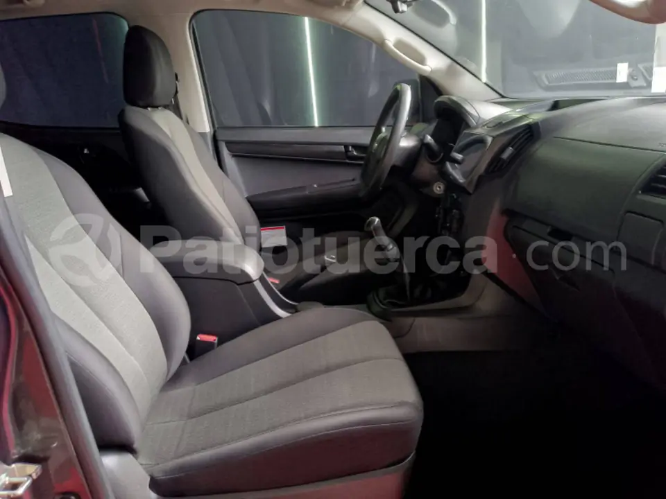 Foto 10 de Chevrolet DMAX CRDI 3.0 4X2 TM DIESEL