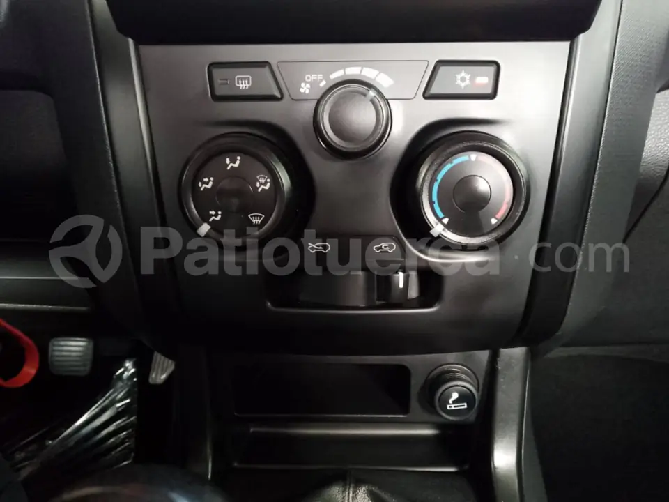 Foto 14 de Chevrolet D-MAX HI RIDE