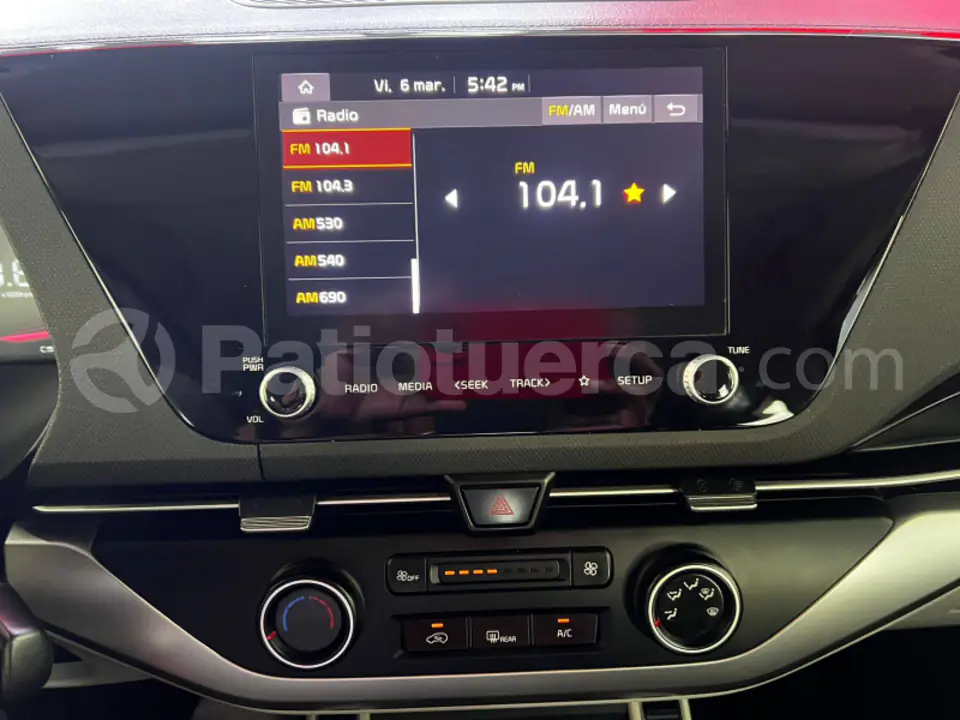 Foto 17 de Kia Carens R