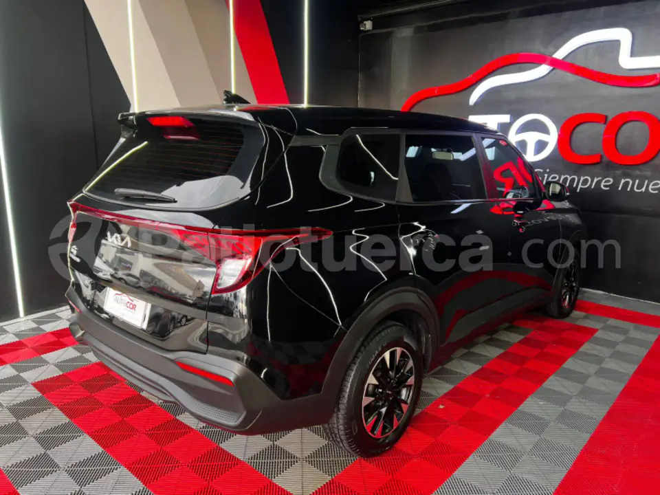 Foto 28 de Kia Carens R