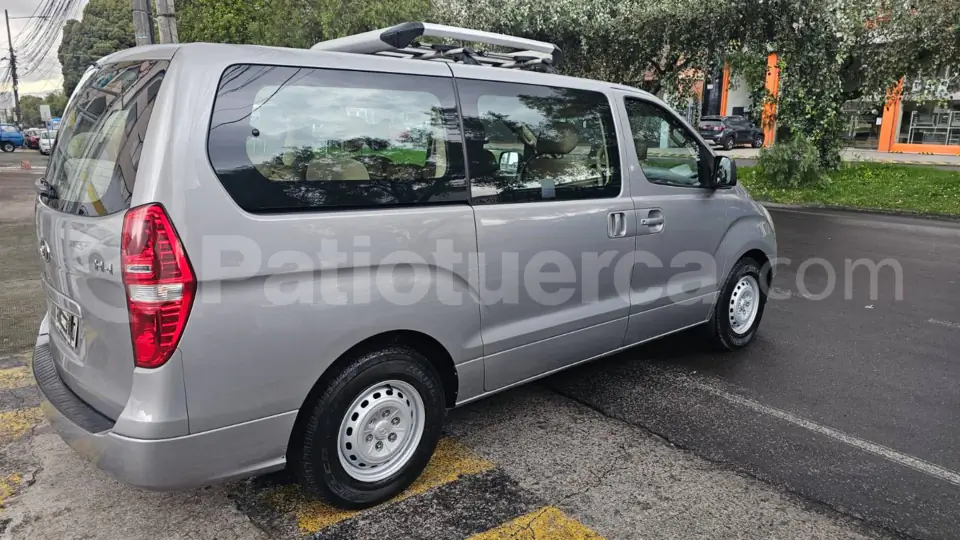 Foto 6 de Hyundai H1 12 pasajeros