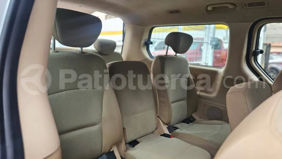 Foto 15 de Hyundai H1 12 pasajeros