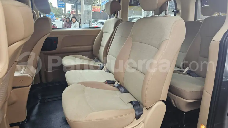 Foto 19 de Hyundai H1 12 pasajeros