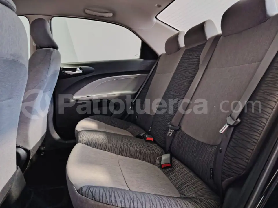 Foto 15 de Kia Soluto LX