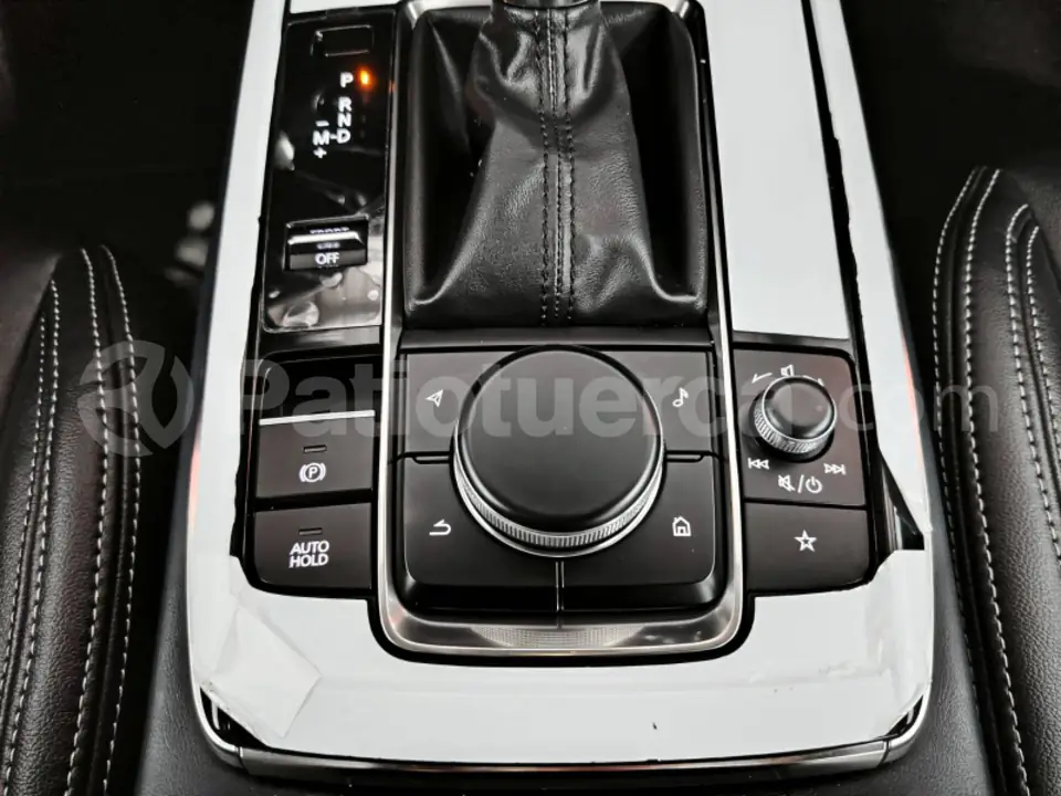 Foto 21 de Mazda CX30 CORE