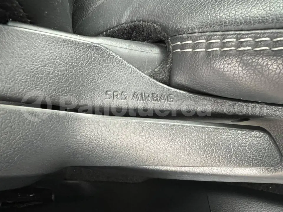 Foto 12 de Toyota Corolla Cross High