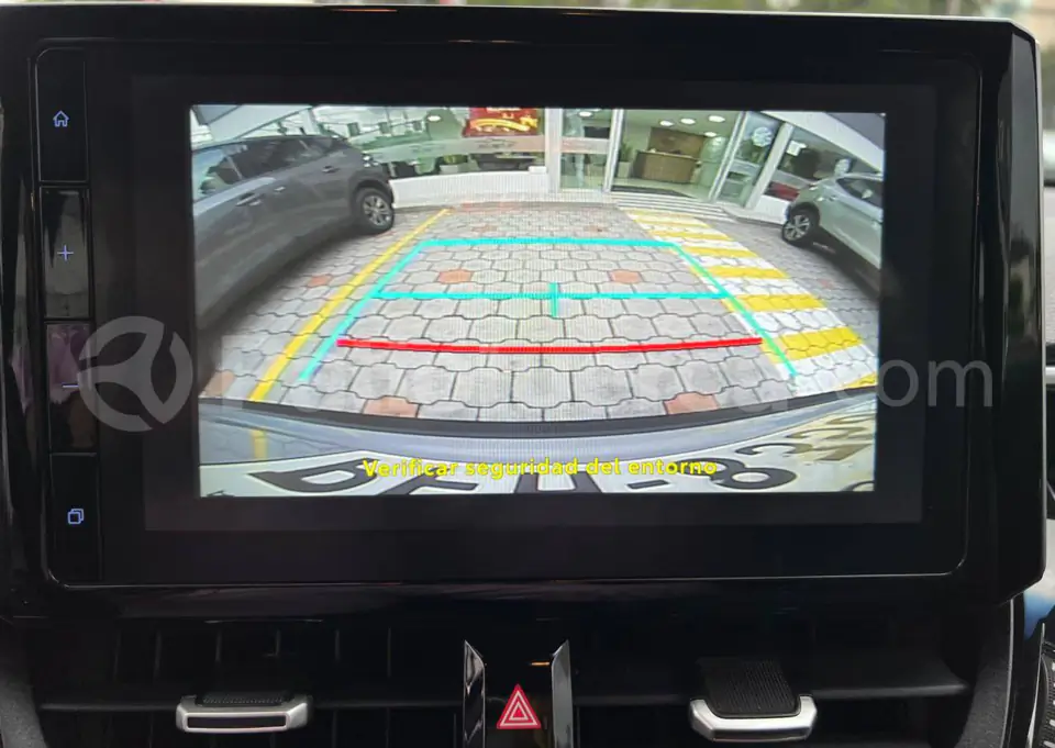 Foto 20 de Toyota Corolla Cross High