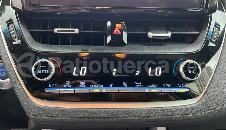 Foto 23 de Toyota Corolla Cross High