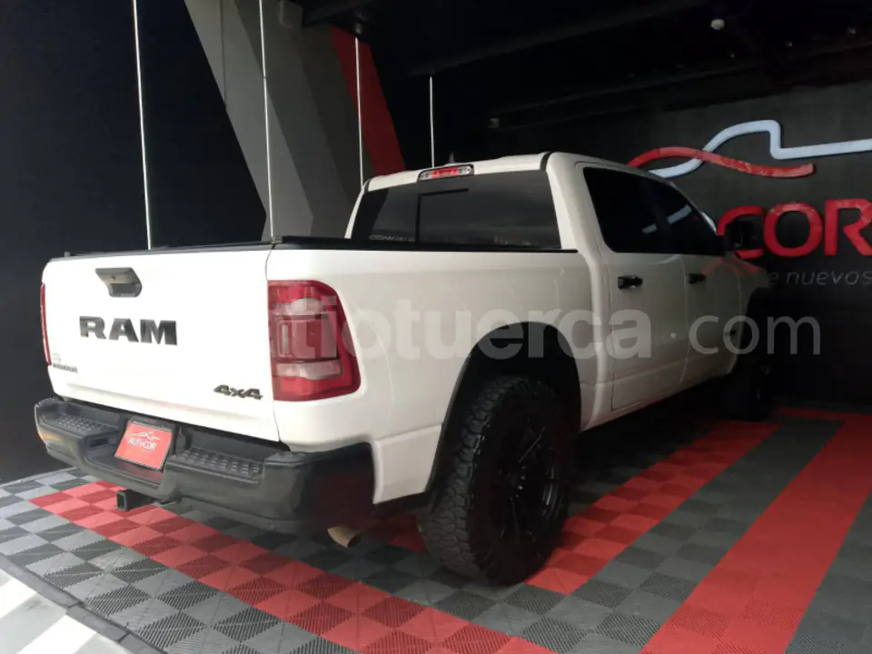 Foto 21 de Ram 1500 BIGHORN ETORQUE