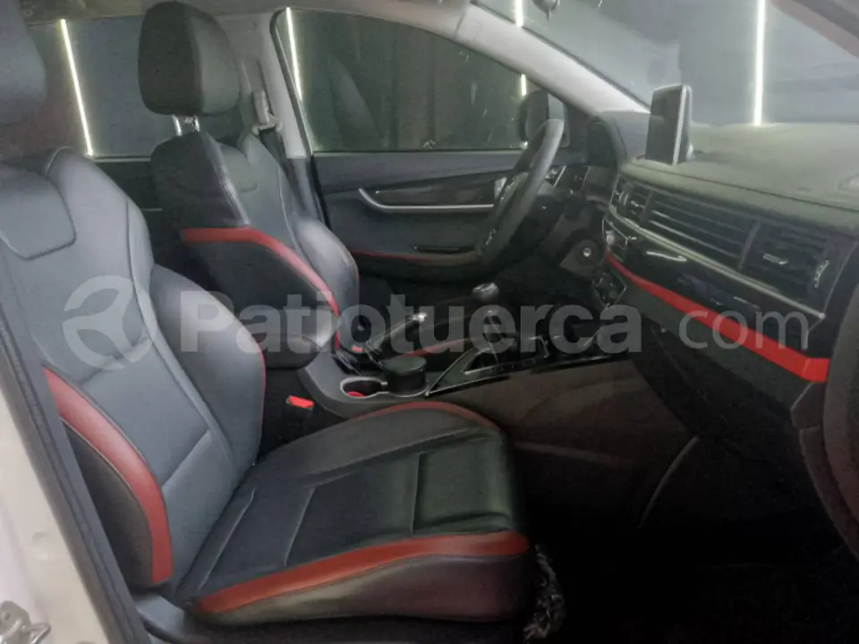 Foto 9 de DongFeng SX5