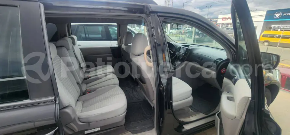 Foto 10 de Kia Carnival