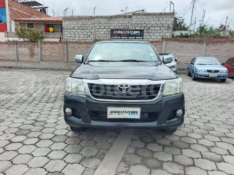 Foto 2 de Toyota Hilux CD 4x2