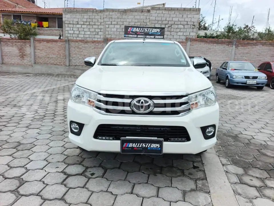 Foto 2 de Toyota Hilux CD 4x2