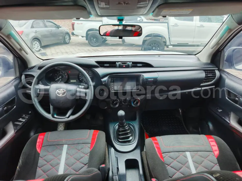 Foto 11 de Toyota Hilux CD 4x2