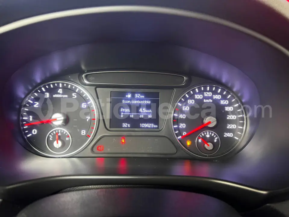 Foto 14 de Kia SORENTO GLS