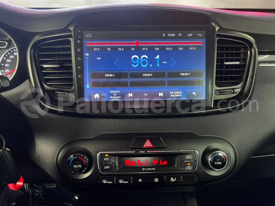 Foto 16 de Kia SORENTO GLS