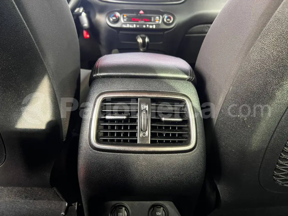 Foto 19 de Kia SORENTO GLS