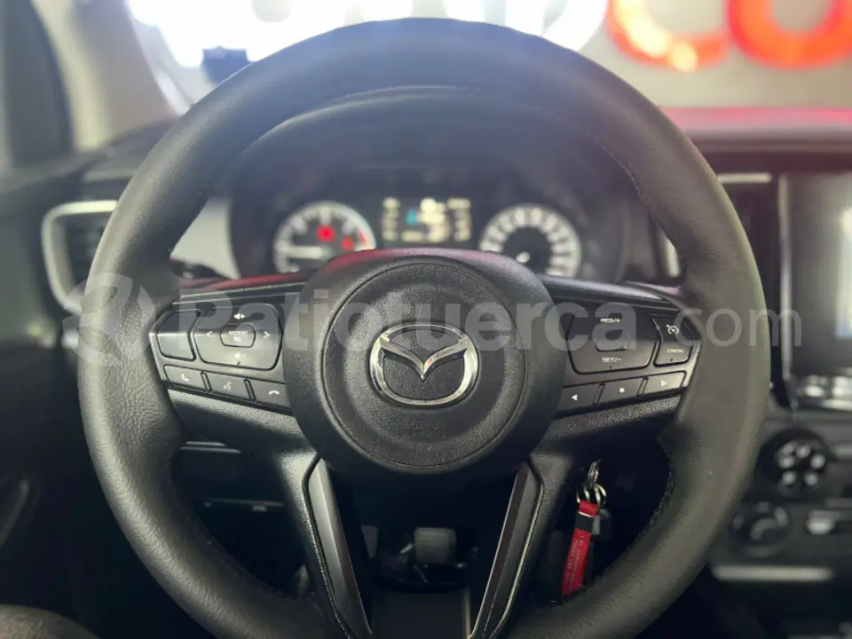 Foto 15 de Mazda BT-50 4x4 Diesel