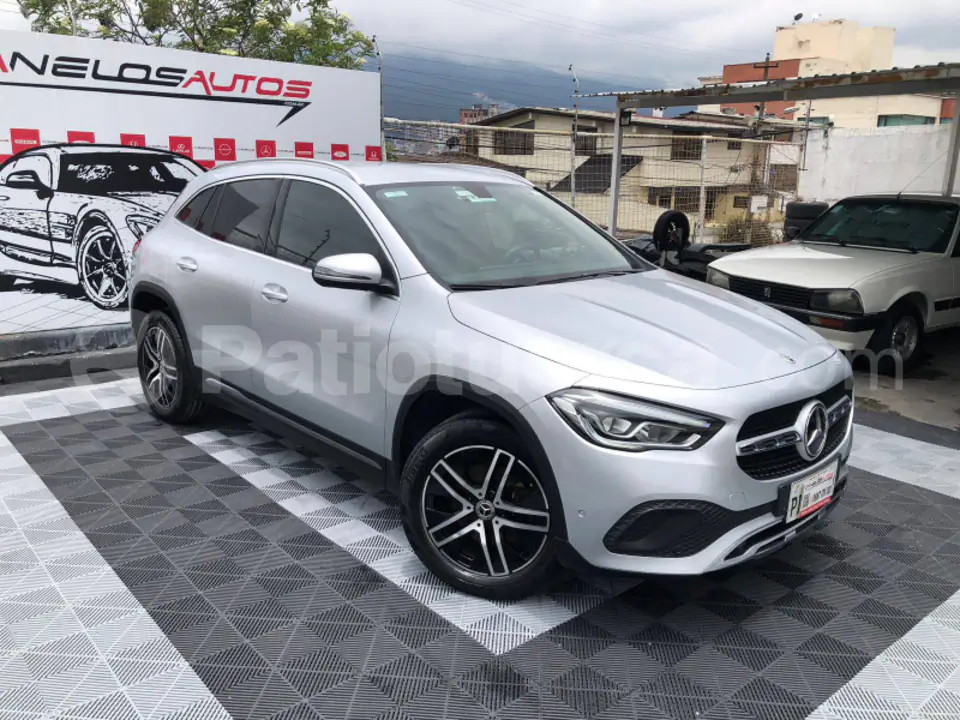 Foto 5 de Mercedes Benz GLA 200 Progressive
