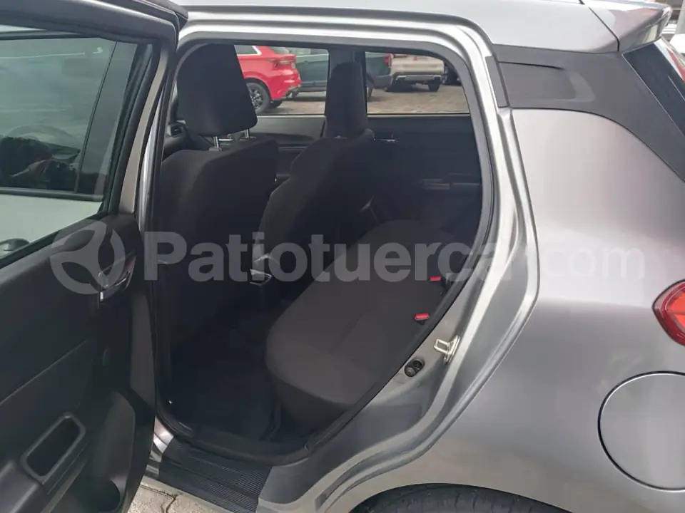 Foto 9 de Suzuki Swift