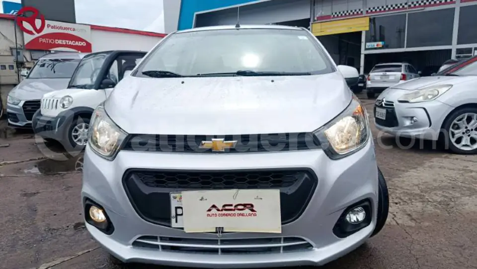 Foto 6 de Chevrolet Spark GT