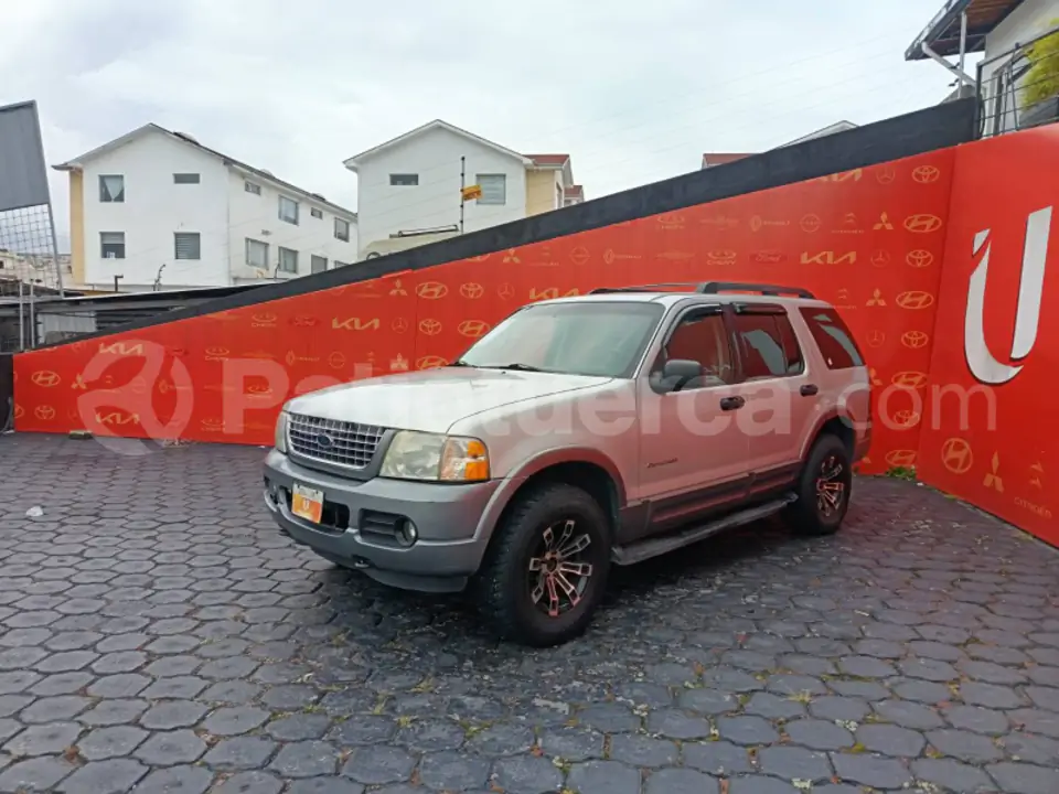 Foto 2 de Ford Explorer XLT