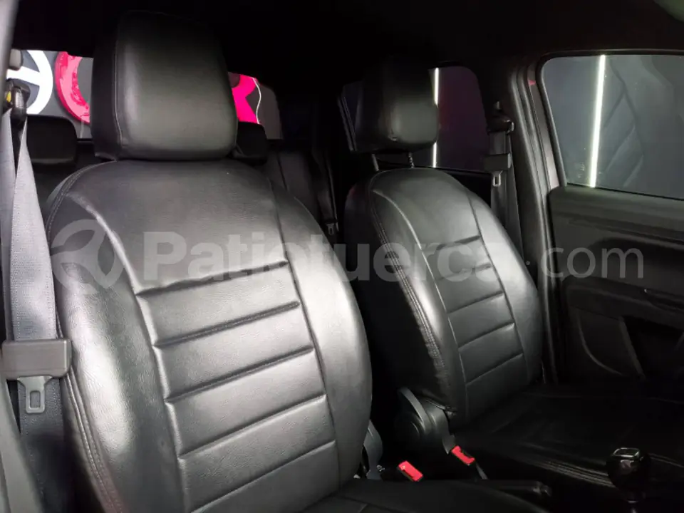 Foto 9 de Ram Ram 700 Bighorn