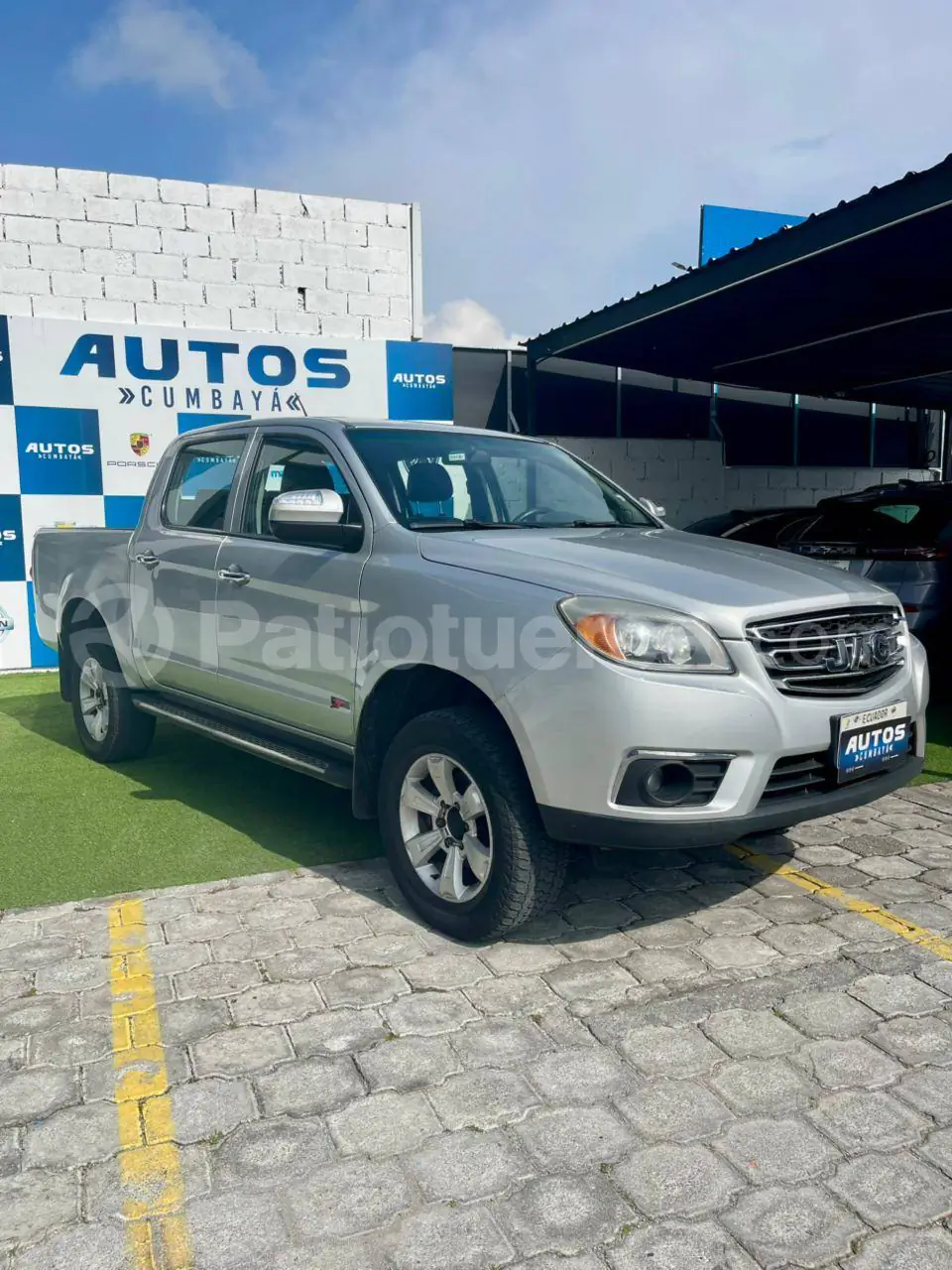 Foto 2 de JAC T6 LUXURY