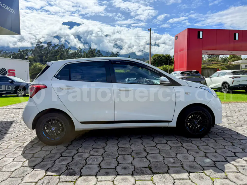 Foto 7 de Hyundai Grand I10 HB