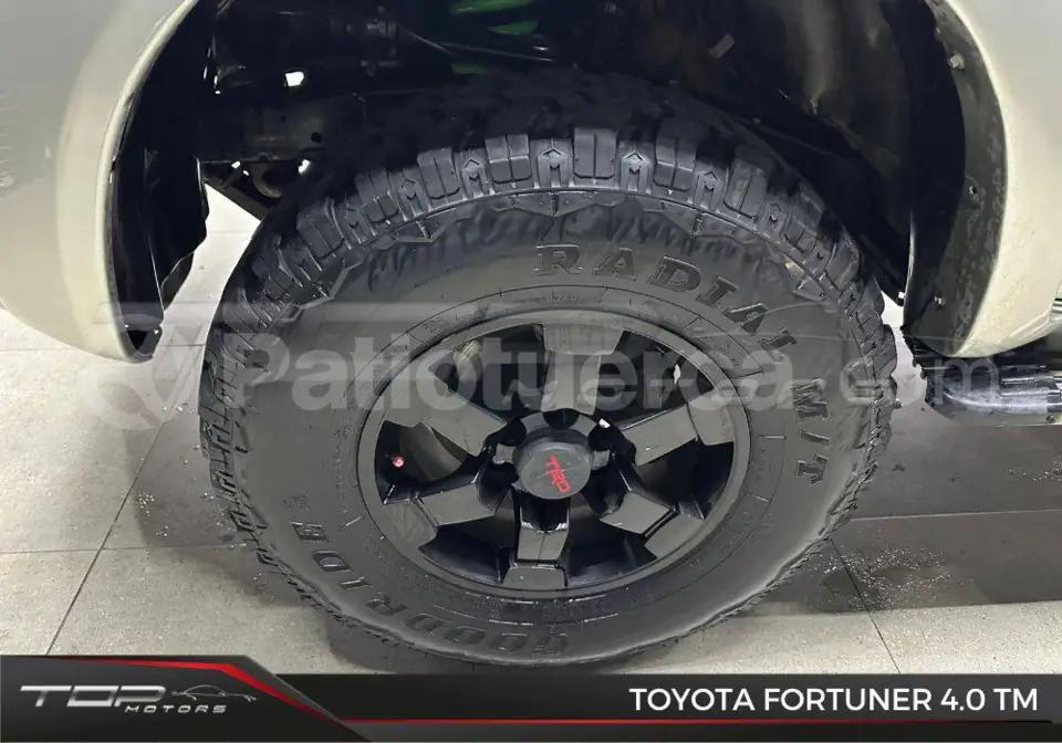 Foto 19 de Toyota Fortuner 4.0