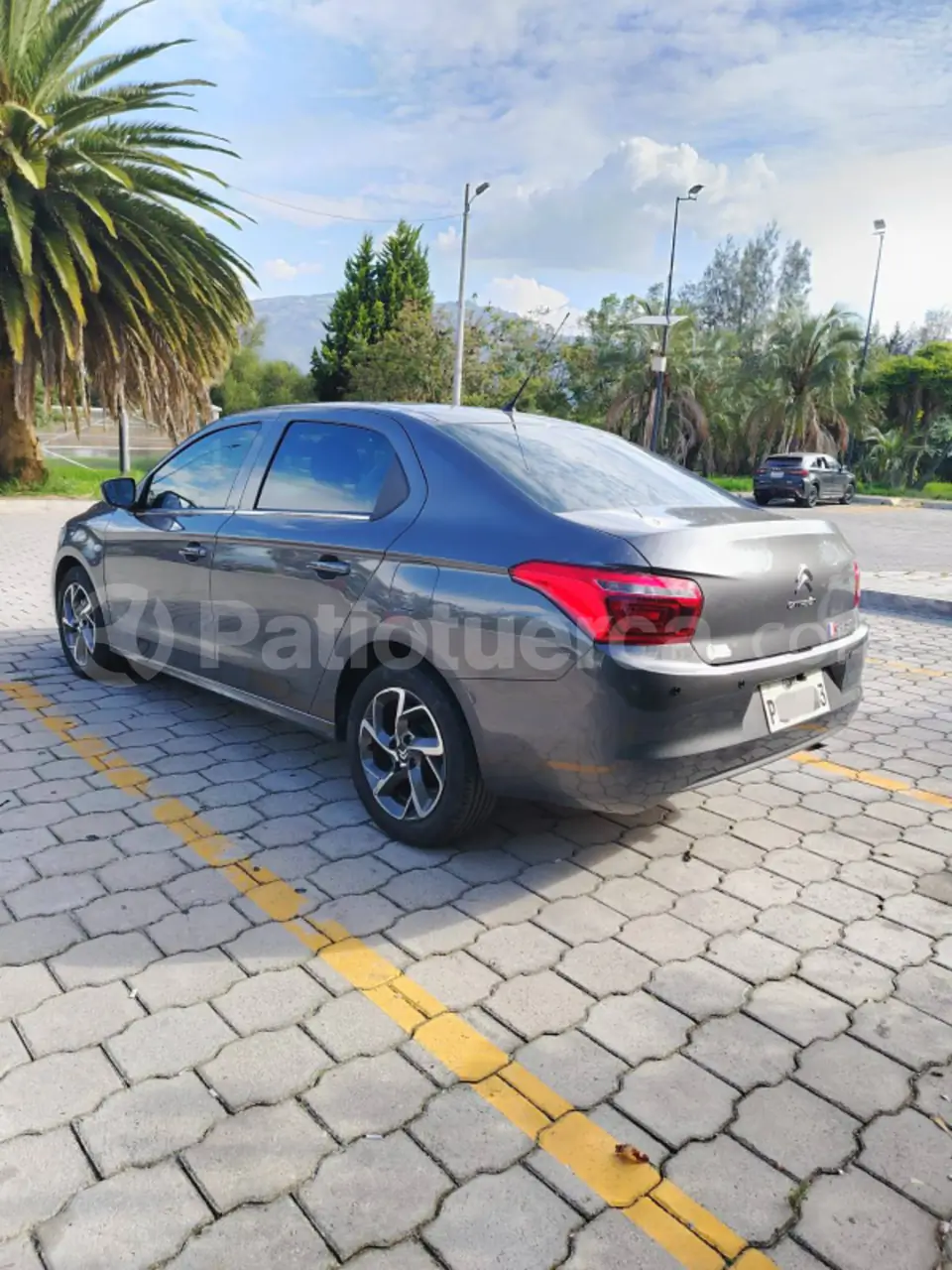 Foto 3 de Citroen C-ELYSEE