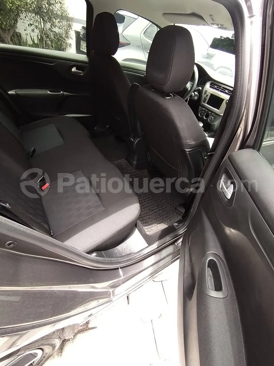 Foto 8 de Citroen C-ELYSEE