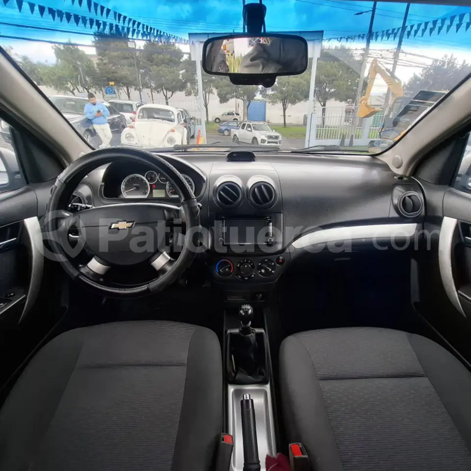 Foto 14 de Chevrolet Aveo Emotion GLS