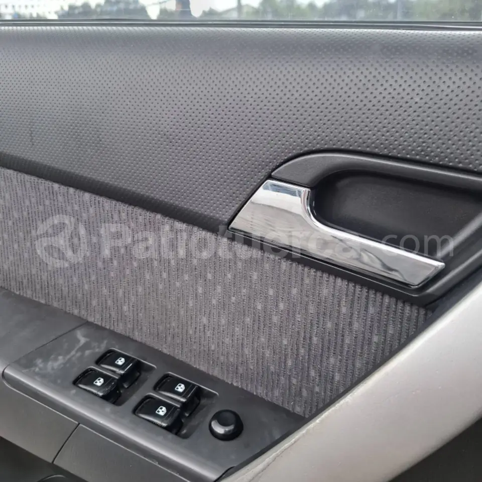 Foto 16 de Chevrolet Aveo Emotion GLS