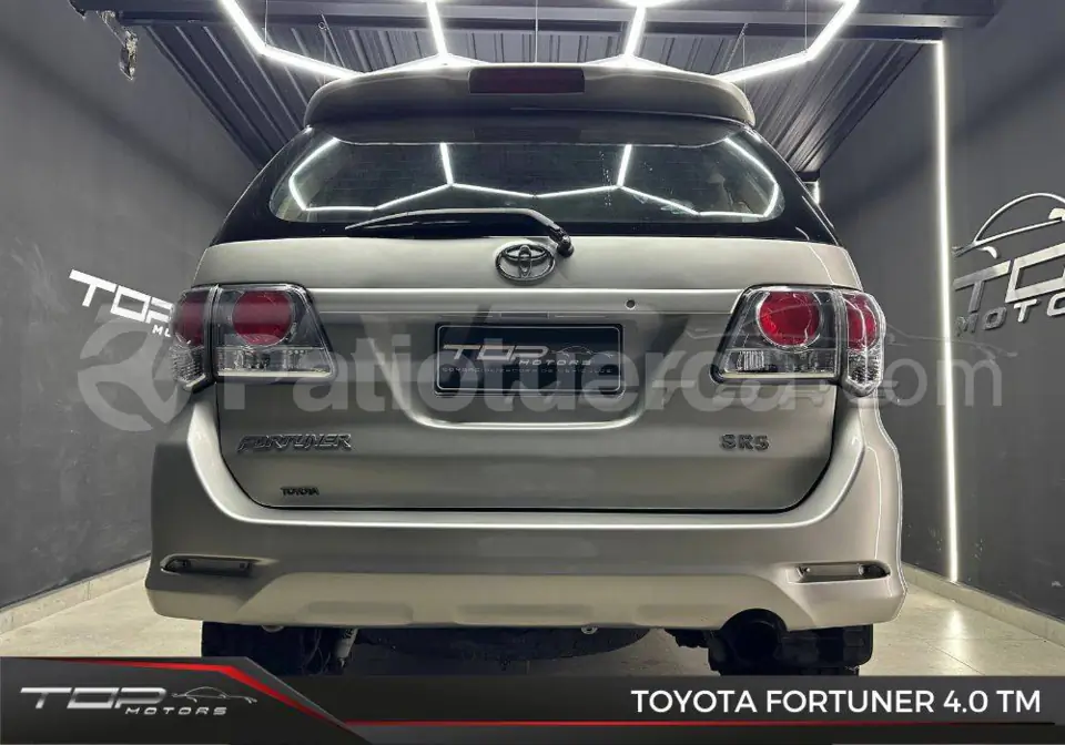Foto 5 de Toyota Fortuner 4.0