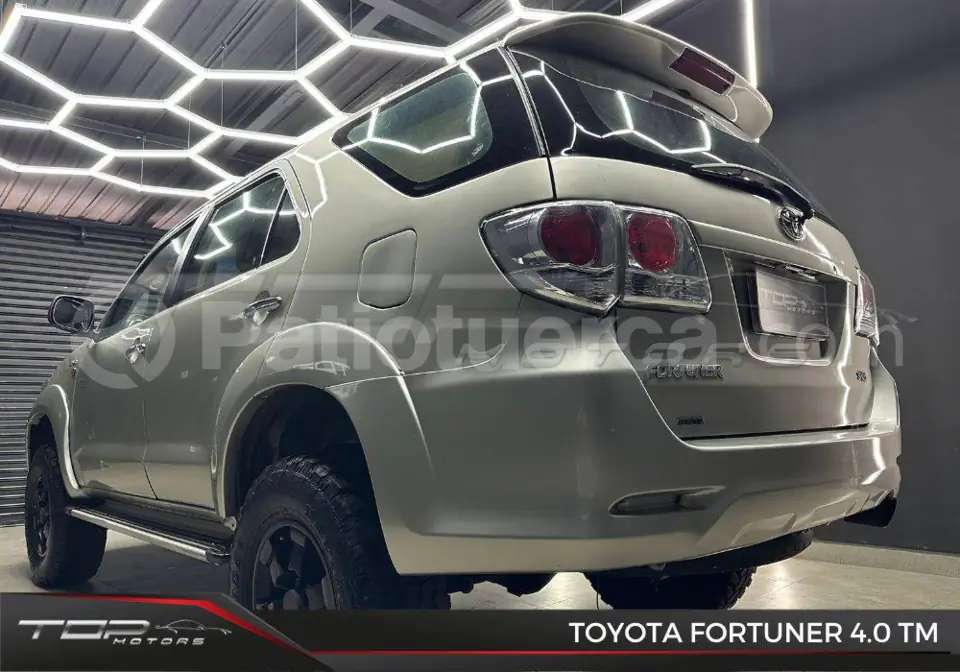 Foto 6 de Toyota Fortuner 4.0