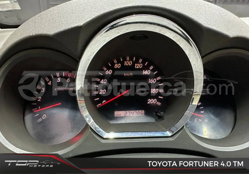 Foto 16 de Toyota Fortuner 4.0