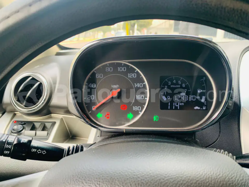 Foto 7 de Chevrolet BEAT PREMIER