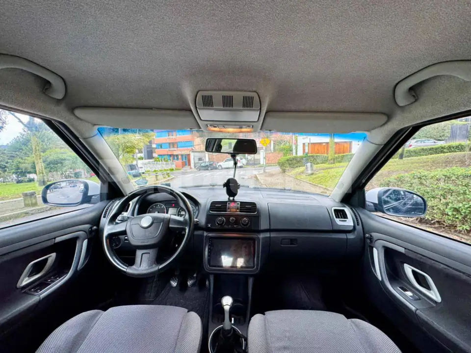 Foto 12 de Skoda FABIA A05