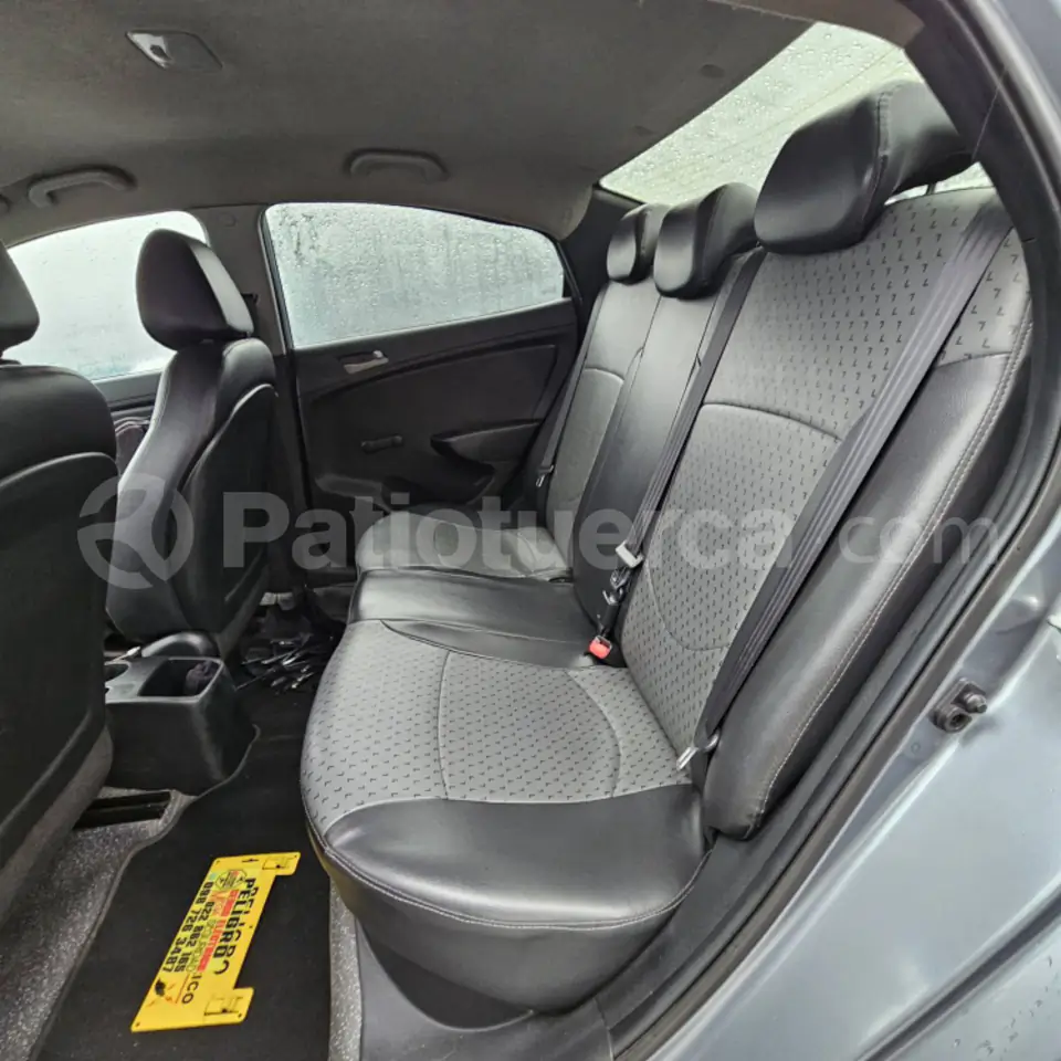 Foto 12 de Hyundai Accent