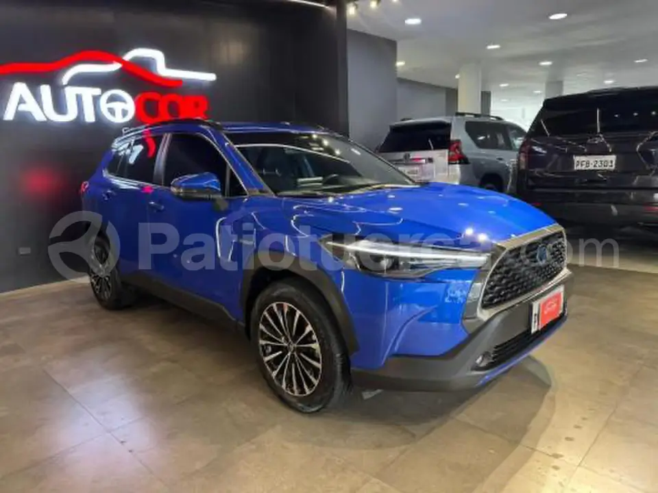 Foto 3 de Toyota Corolla Cross Mid