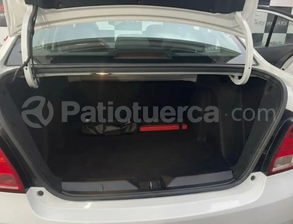 Foto 7 de Chevrolet SAIL LS