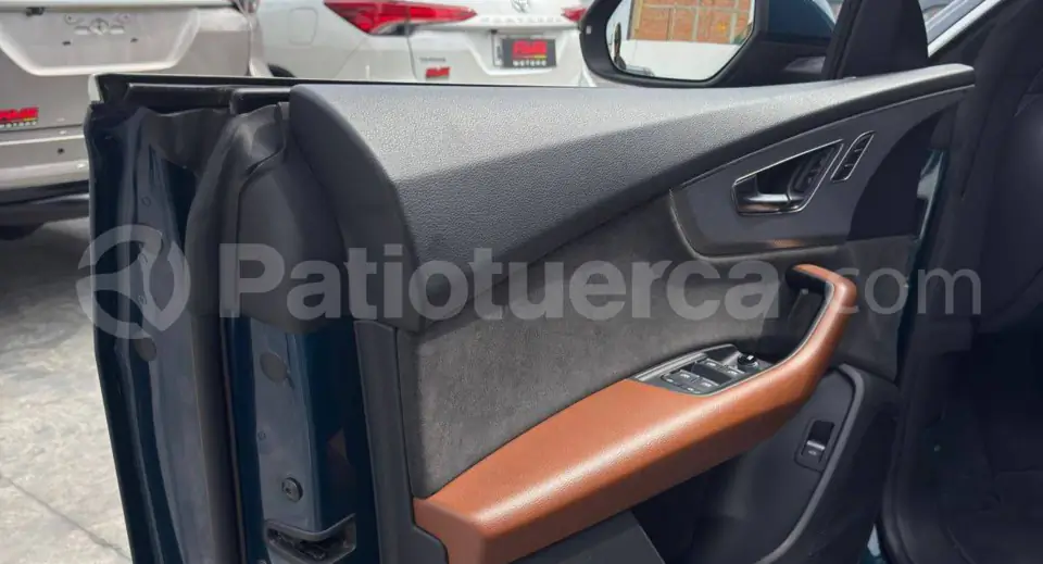 Foto 15 de Audi Q8 TFSI Quattro