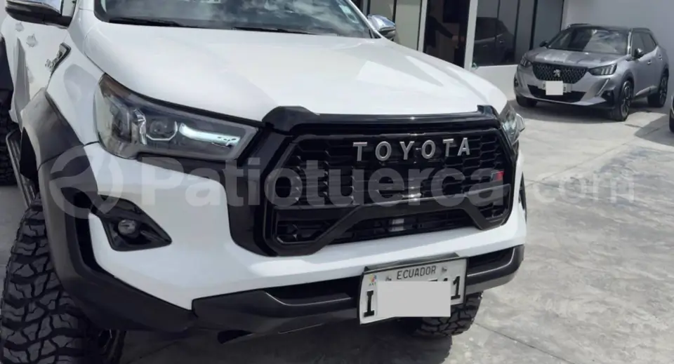 Foto 4 de Toyota NEW HILUX 2.4 CD 4X4