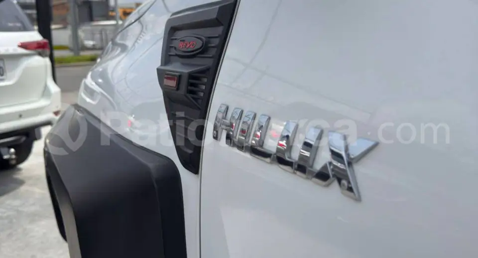 Foto 6 de Toyota NEW HILUX 2.4 CD 4X4