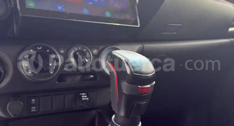 Foto 10 de Toyota NEW HILUX 2.4 CD 4X4