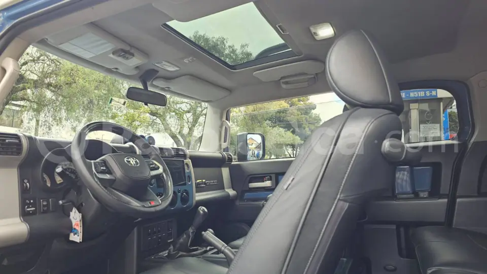 Foto 16 de Toyota FJ Cruiser