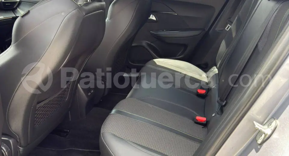 Foto 9 de Peugeot 2008 GT