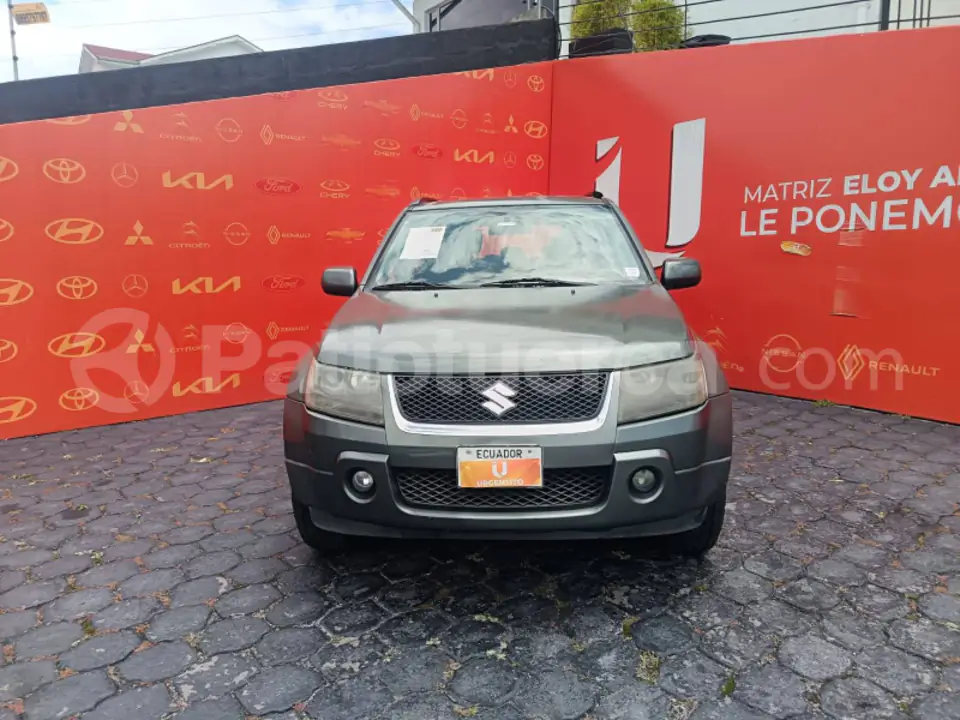 Foto 1 de Suzuki Grand Vitara SZ 2.7