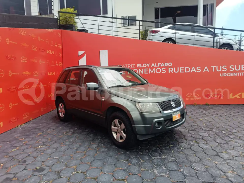 Foto 3 de Suzuki Grand Vitara SZ 2.7